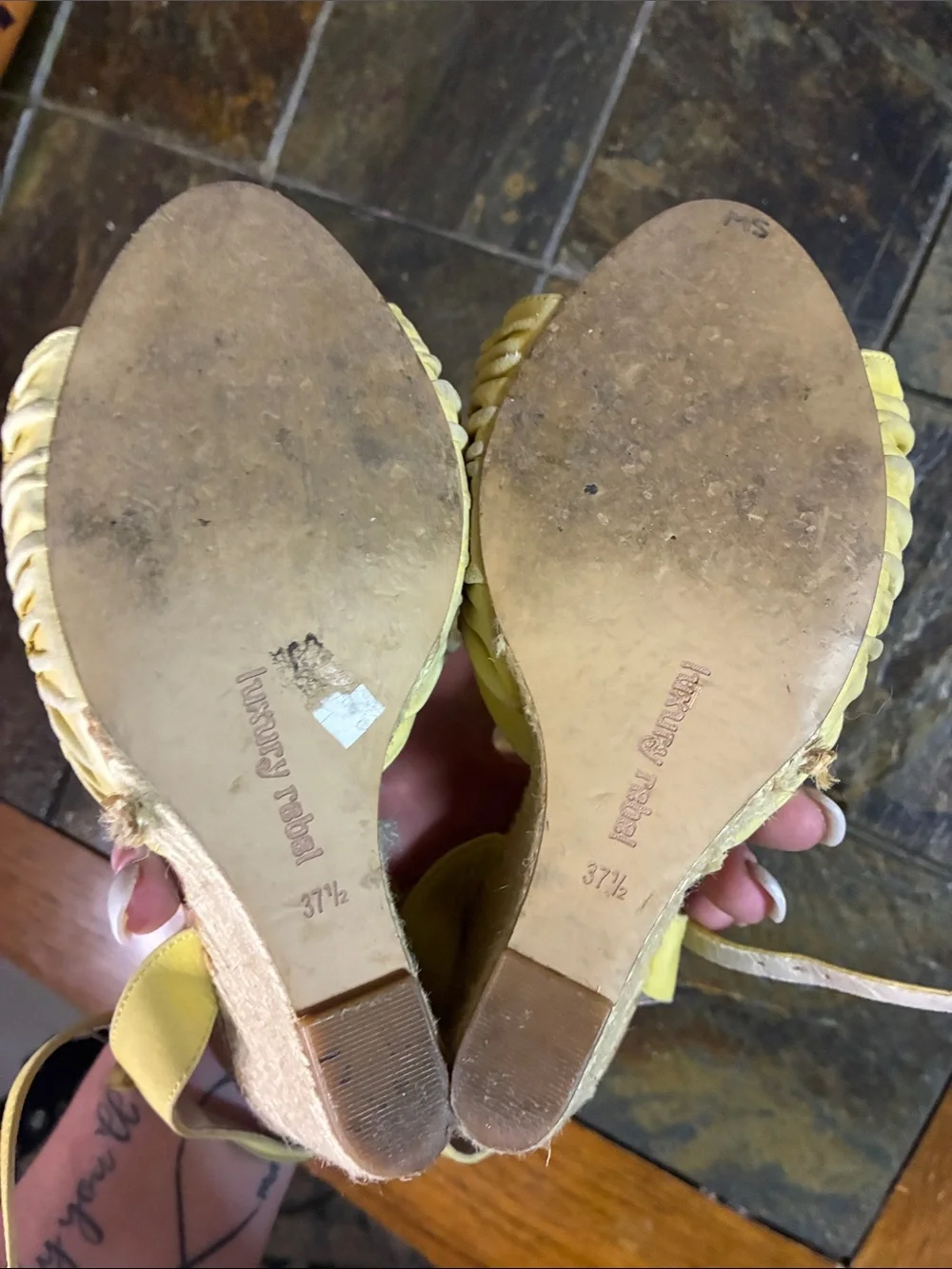 luxury rebel Yellow Floral Appliqué Slingback Heels SIZE 5 $5!$